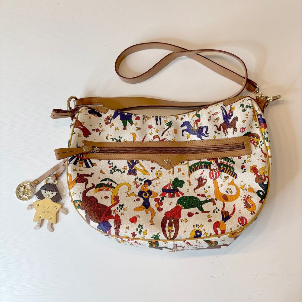 Piero Guidi Magic Circus Cream Shoulder Crossbody Bag w/ Doll Charm Italy